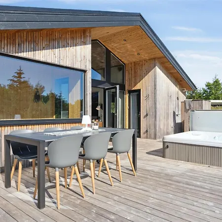 Anderson - From The Sea By Interhome