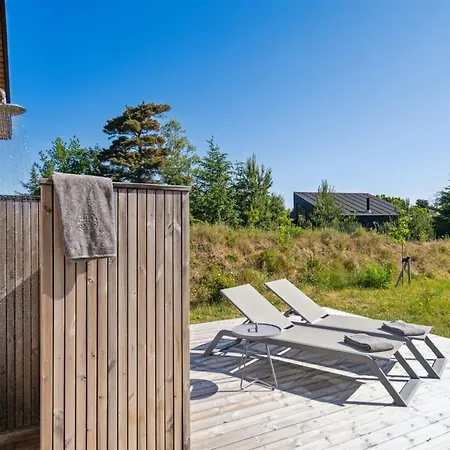 Anderson - From The Sea By Interhome Hals